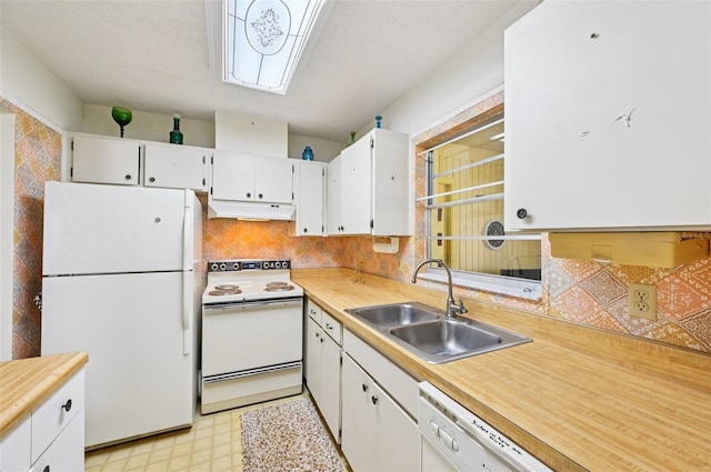 2208 Grenadier Dr, Sun City Center, FL 33573 - photo 7