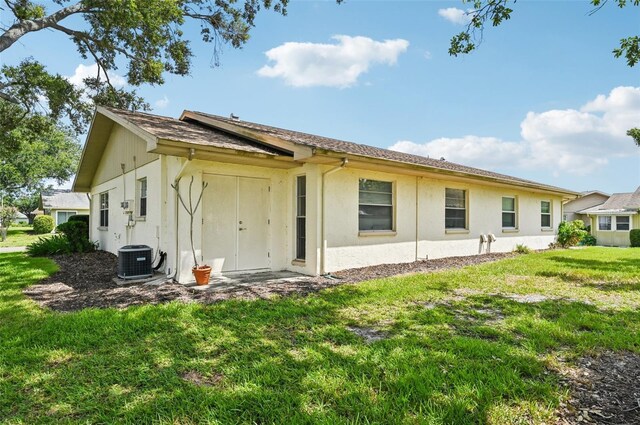 2208 Grenadier Dr, Sun City Center, FL 33573 - photo 23