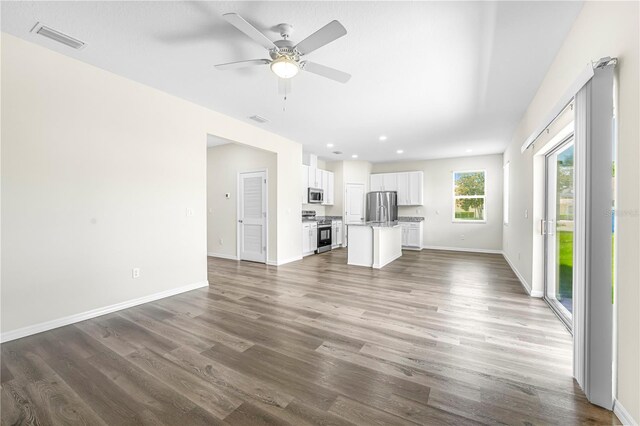 9313 Gentle Ben Ct, Weeki Wachee, FL 34613 - photo 28