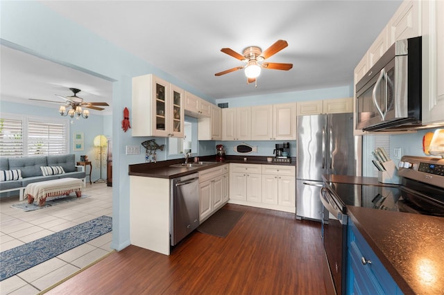 209 Emerald Ln, Largo, FL 33771 - photo 15