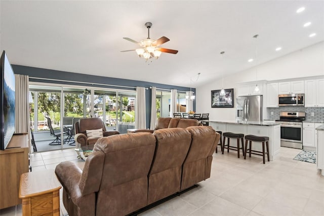 9421 Tara Cay Dr Unit 9, Seminole, FL 33776 - photo 5