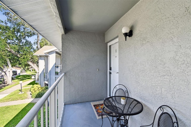 1420 Oak Hill Dr Unit 203, Dunedin, FL 34698 - photo 2