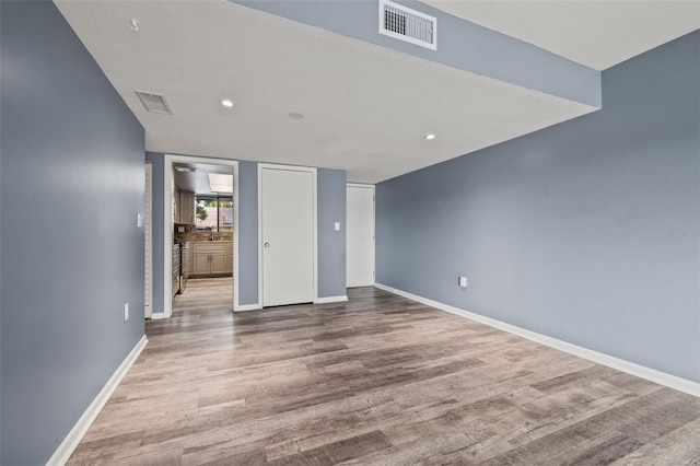 785 S Village Dr N Unit 202, Saint Petersburg, FL 33716 - photo 7