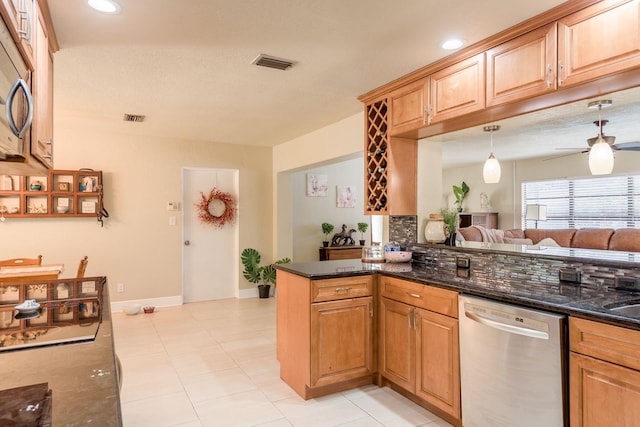 8532 Kumquat Ave, Seminole, FL 33777 - photo 15