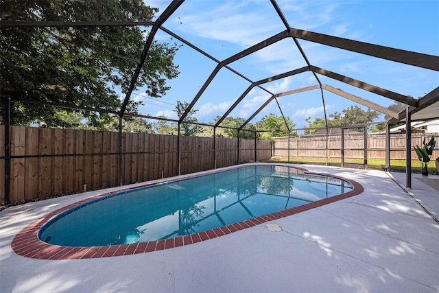 17629 Whistling Ln, Lutz, FL 33549 - photo 2