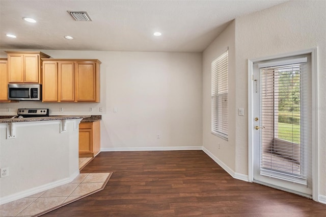 26832 Juniper Bay Dr, Wesley Chapel, FL 33544 - photo 14