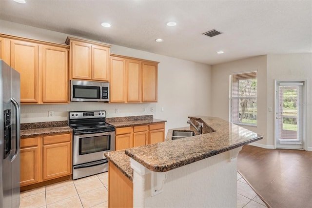 26832 Juniper Bay Dr, Wesley Chapel, FL 33544 - photo 19