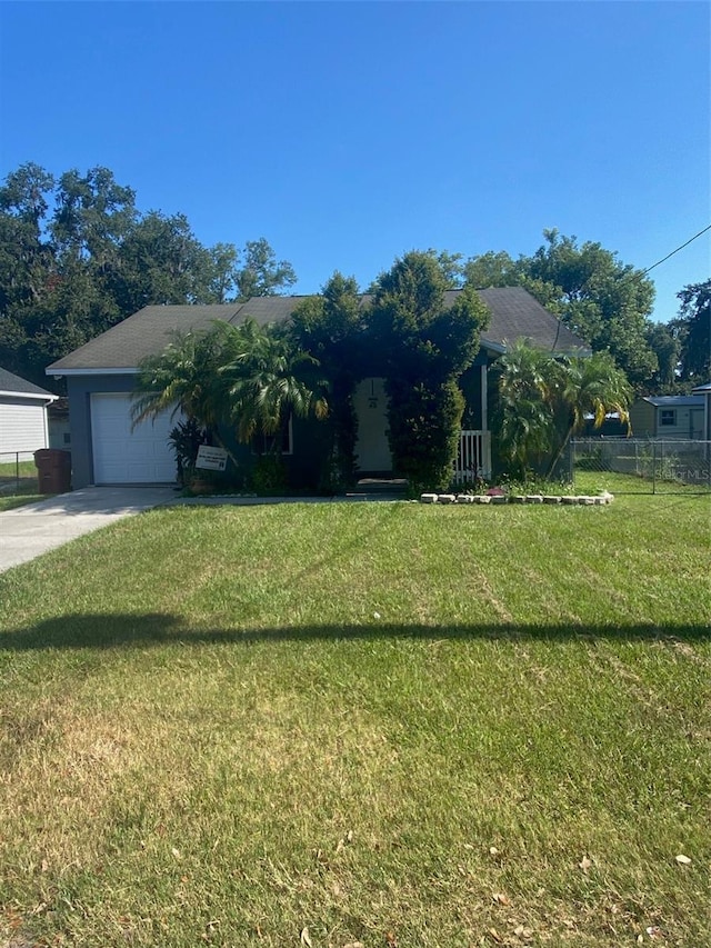1504 E Calhoun St, Plant City, FL 33563 - photo 1