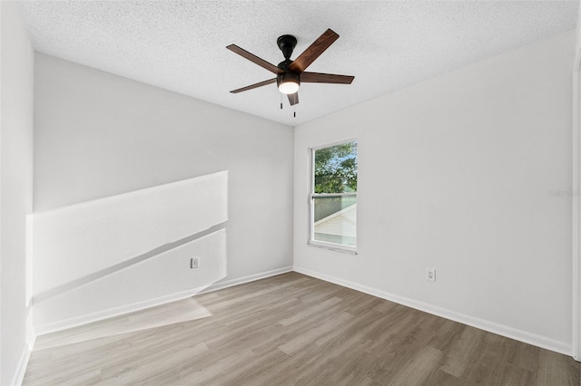 12306 Huckleberry Ct, Riverview, FL 33569 - photo 30