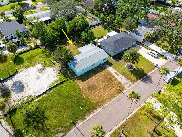 4235 Des Moines St NE, Saint Petersburg, FL 33703 - photo 1