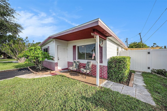 5801 Emerson Ave S, Saint Petersburg, FL 33707 - photo 1
