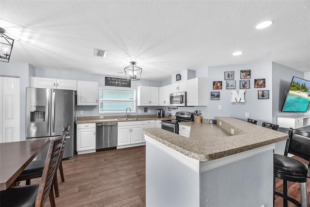1453 Blossom Bayou Cir, Ruskin, FL 33570 - photo 7