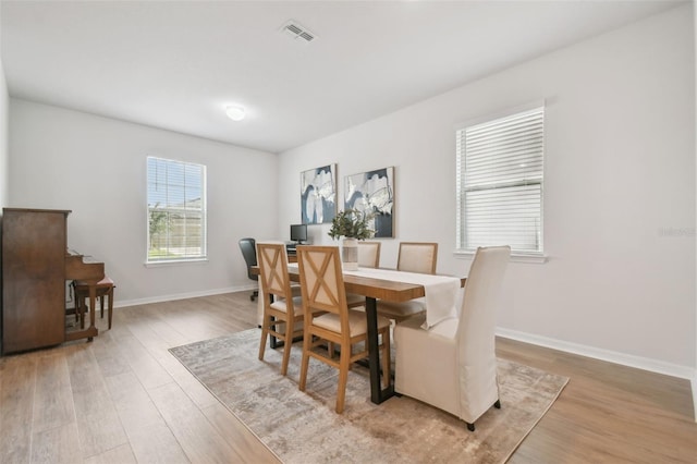 30414 Caravelle Ln, Wesley Chapel, FL 33545 - photo 8