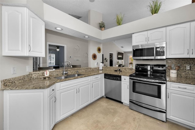 3678 Amelia Way, Palm Harbor, FL 34684 - photo 11