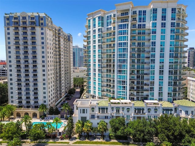 450 Knights Run Ave Unit 401, Tampa, FL 33602 - photo 1