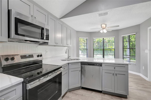 7116 Hummingbird Ln, New Port Richey, FL 34655 - photo 18