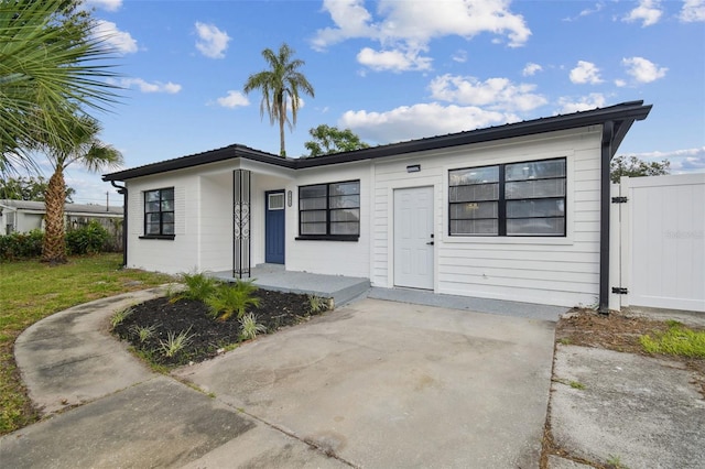 3113 W Powhatan Ave, Tampa, FL 33614 - photo 5