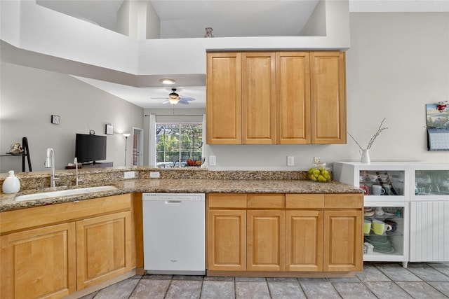 15467 Martinmeadow Dr, Lithia, FL 33547 - photo 16