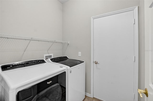15467 Martinmeadow Dr, Lithia, FL 33547 - photo 21