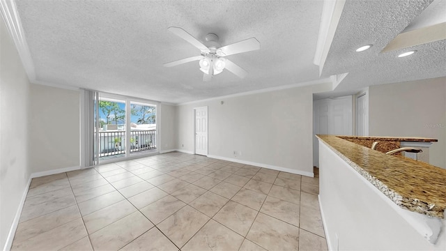 2700 Coconut Bay Ln Unit 427, Sarasota, FL 34237 - photo 3