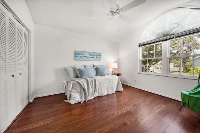 11722 Currie Ln Unit E1, Largo, FL 33774 - photo 19