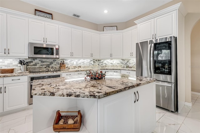 4477 Lavender Dr, Palm Harbor, FL 34685 - photo 17