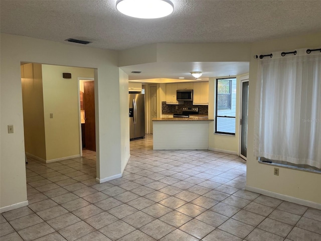 16116 Gardendale Dr, Tampa, FL 33624 - photo 9