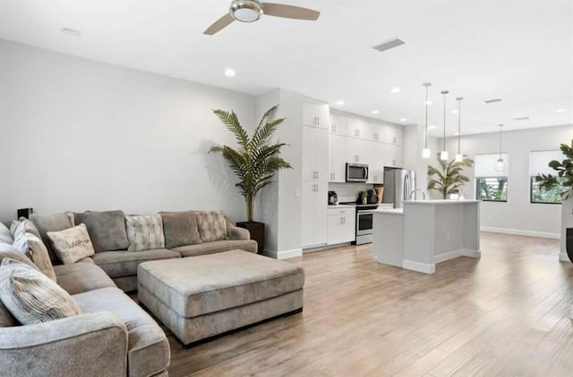 1330 W Gray St Unit 5, Tampa, FL 33606 - photo 4
