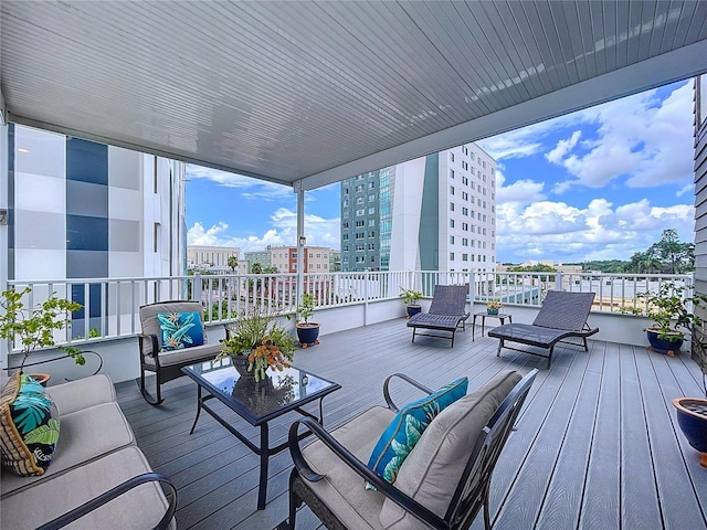 335 8th St N, Saint Petersburg, FL 33701 - photo 3