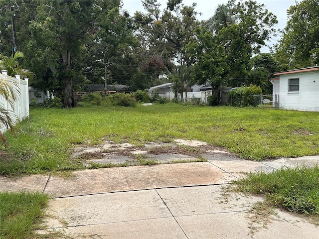 8056 28th Ave N, Saint Petersburg, FL 33710 - photo 3