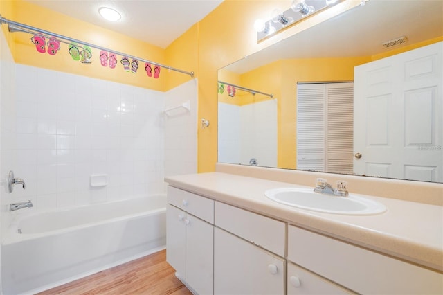 9156 Lake Chase Island Way Unit 9156, Tampa, FL 33626 - photo 16