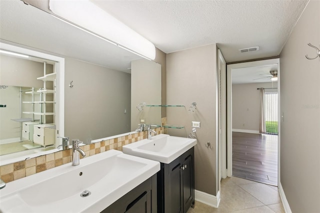 210 Eric Ct, Oldsmar, FL 34677 - photo 25