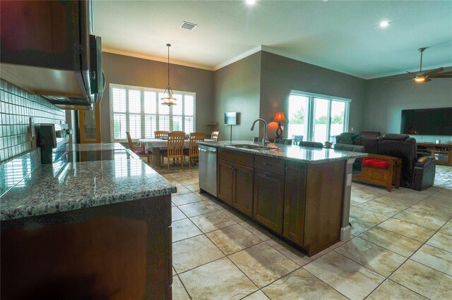 5054 Lake Toscana Dr, Wimauma, FL 33598 - photo 8