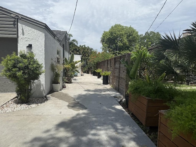 8020 N Gomez Ave, Tampa, FL 33614 - photo 4