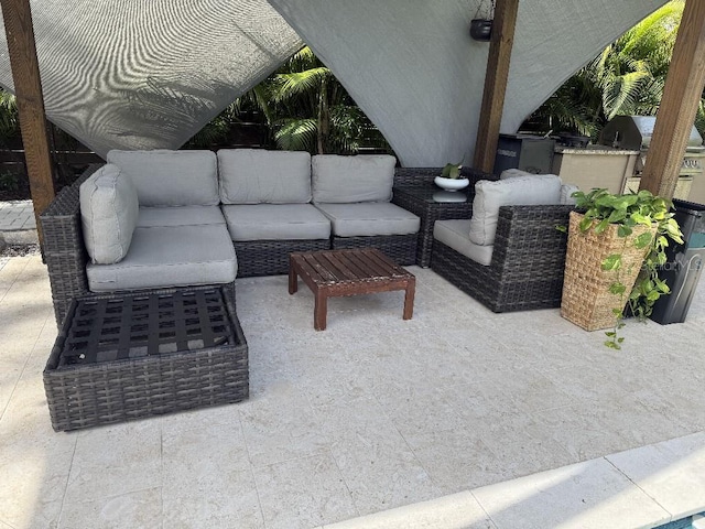 8020 N Gomez Ave, Tampa, FL 33614 - photo 28