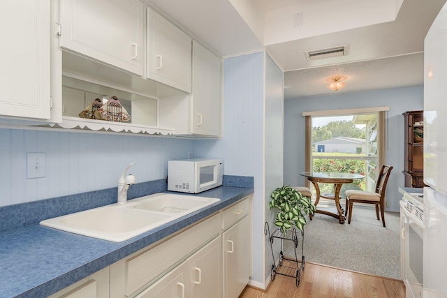 2738 Sherbrooke Ln Unit C, Palm Harbor, FL 34684 - photo 10