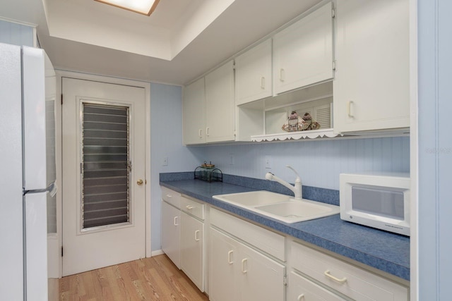 2738 Sherbrooke Ln Unit C, Palm Harbor, FL 34684 - photo 12