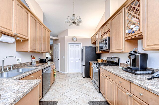 17112 Falconridge Rd, Lithia, FL 33547 - photo 12