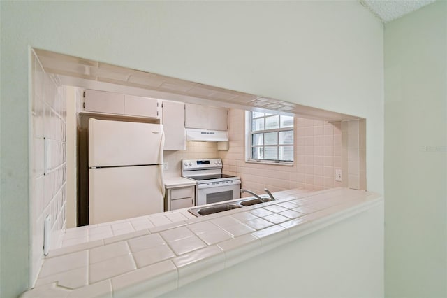6818 Stones Throw Cir N Unit 12106, Saint Petersburg, FL 33710 - photo 24