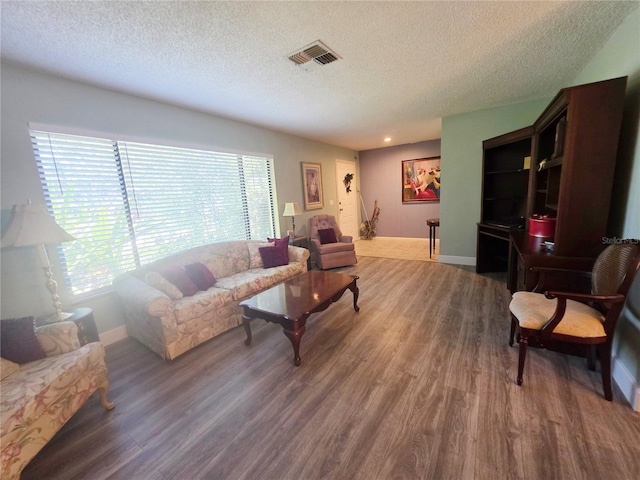 480 Radnor Dr, Palm Harbor, FL 34683 - photo 2