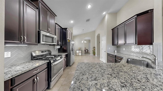 17523 Buckingham Garden Dr, Lithia, FL 33547 - photo 17