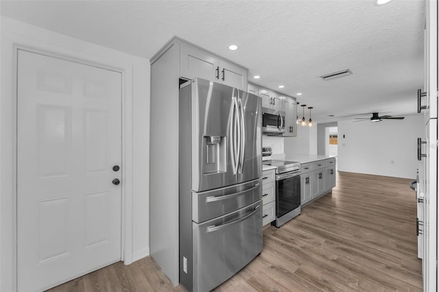 5022 Forest Hills Dr, Holiday, FL 34690 - photo 14