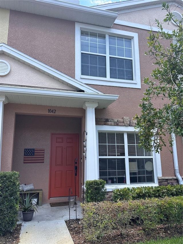 1042 Sleepy Oak Dr, Wesley Chapel, FL 33543 - photo 2