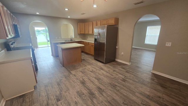 712 Brenton Leaf Dr, Ruskin, FL 33570 - photo 2