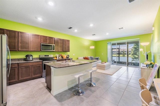 3122 Pleasant Willow Ct, Brandon, FL 33511 - photo 4