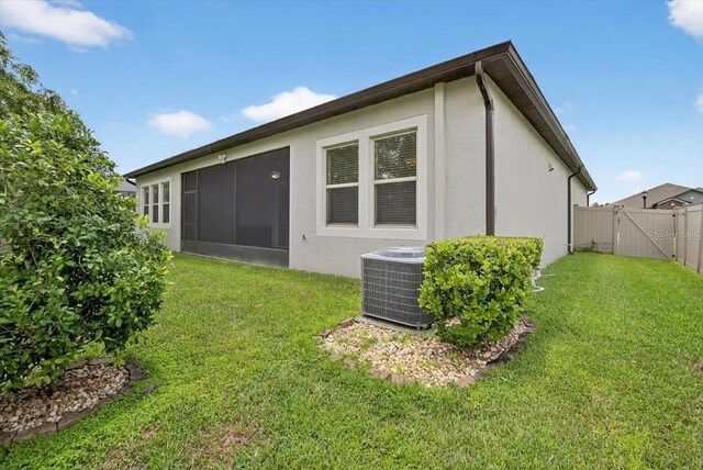 2781 Hilliard Dr, Wesley Chapel, FL 33543 - photo 32