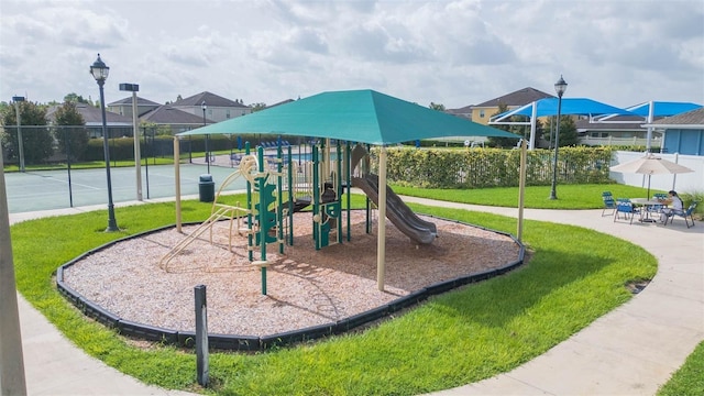 8120 Brickleton Woods Ave, Gibsonton, FL 33534 - photo 51