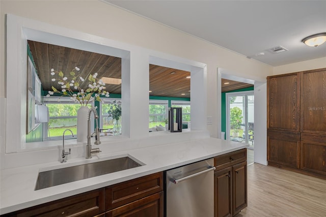 8013 Cornwall Ln, Tampa, FL 33615 - photo 6