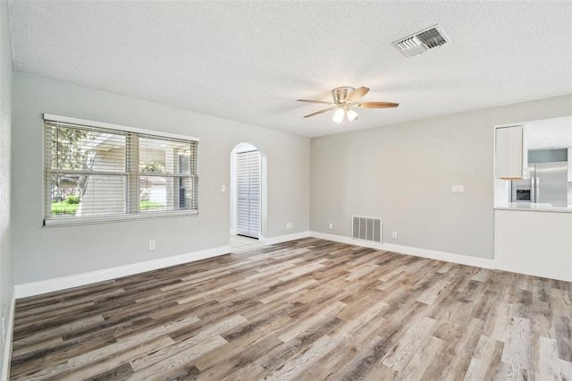 8910 Elm Leaf Ct, Port Richey, FL 34668 - photo 6
