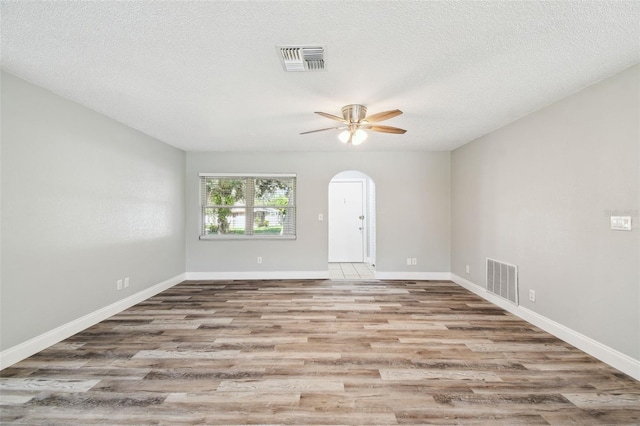 8910 Elm Leaf Ct, Port Richey, FL 34668 - photo 7